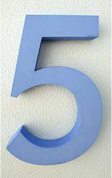 Hausnummern aus Beton (taubenblau)