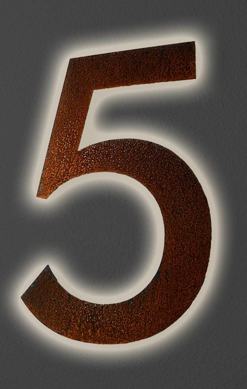 Rostige Hausnummern aus Corténstahl